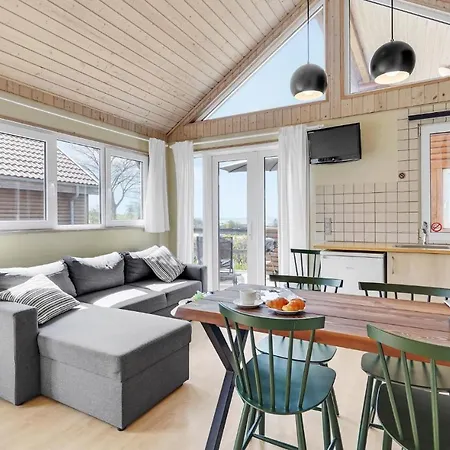 Beautiful In With Outdoor Swimming Pool * Tranekaer