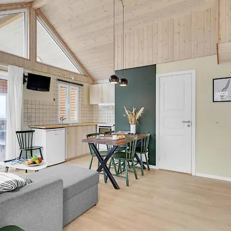 Beautiful In With Outdoor Swimming Pool Holiday home *